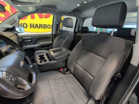 Used 2018 Chevrolet Silverado 1500 LT w/ All Star Edition AWD/4WD image 9