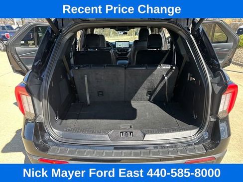 Used 2025 Ford Explorer ST-Line AWD/4WD image 18
