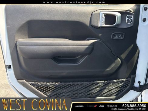 Used 2022 Jeep Wrangler Unlimited Sport AWD/4WD image 13