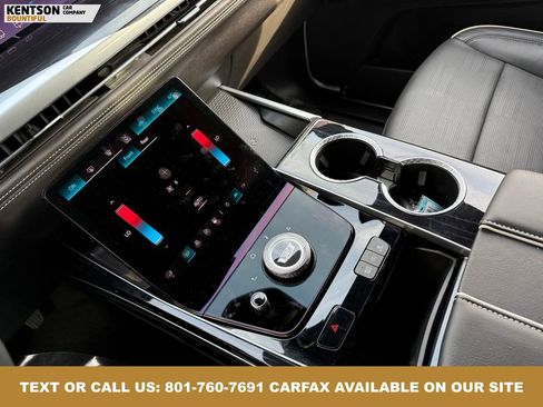 Used 2025 Cadillac Escalade ESV Sport w/ LPO, ONYX Package image 29