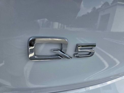 Used 2023 Audi Q5 e Premium Plus AWD/4WD image 4