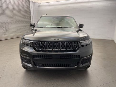 New 2025 Jeep Grand Cherokee L Summit image 9