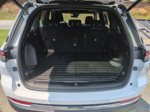 Used 2025 Jeep Grand Cherokee Laredo X w/ Luxury Tech Group I AWD/4WD image 32