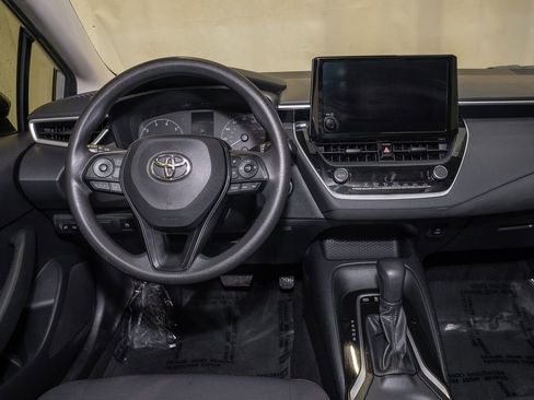 Used 2023 Toyota Corolla LE w/ LE Premium Package image 6