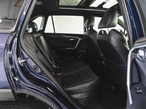 Used 2022 Toyota RAV4 XSE w/ Premium Package image 33