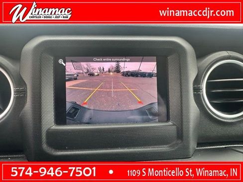 Used 2020 Jeep Gladiator Overland AWD/4WD image 23