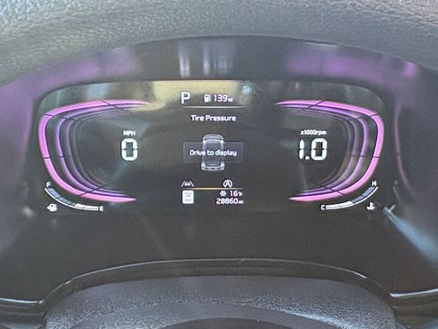 Used 2025 Kia Soul LX w/ LX Technology Package image 38