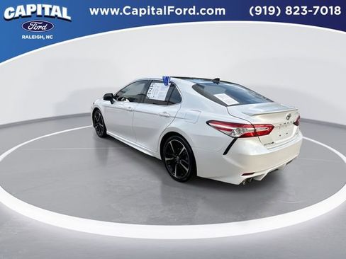 Used 2020 Toyota Camry XSE image 6