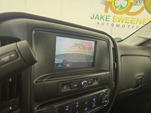 Used 2018 Chevrolet Silverado 1500 W/T AWD/4WD image 19