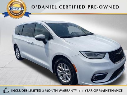 Used 2023 Chrysler Pacifica Touring-L