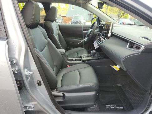 New 2026 Toyota Corolla Cross XLE AWD/4WD image 25
