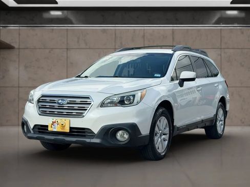 Used 2015 Subaru Outback 2.5i Premium AWD/4WD image 6