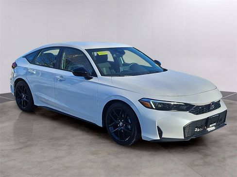 Certified 2025 Honda Civic Sport image 3