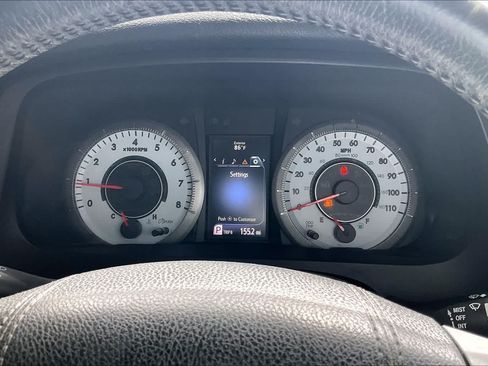 Used 2016 Toyota Sienna SE FWD image 17