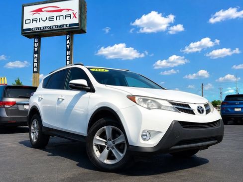 Used 2014 Toyota RAV4 XLE FWD image 1