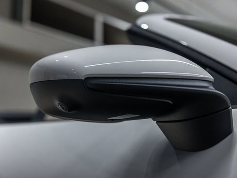 Used 2025 Porsche 911 Carrera image 14