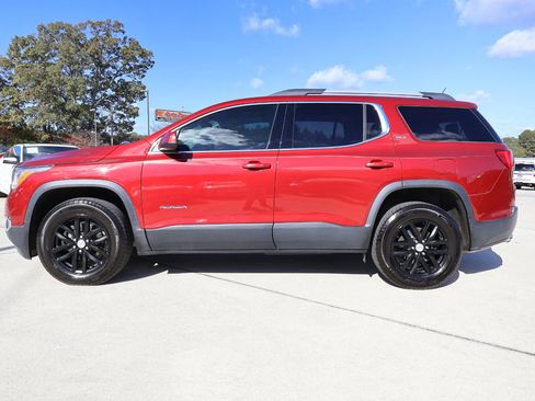 Used 2019 GMC Acadia SLT image 3