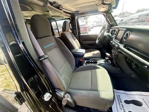 Used 2023 Jeep Wrangler Unlimited Rubicon 4xe w/ Steel Bumper Group image 33