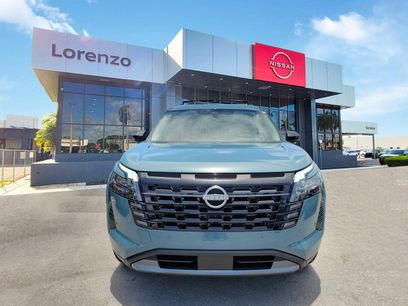 New 2026 Nissan Pathfinder Platinum