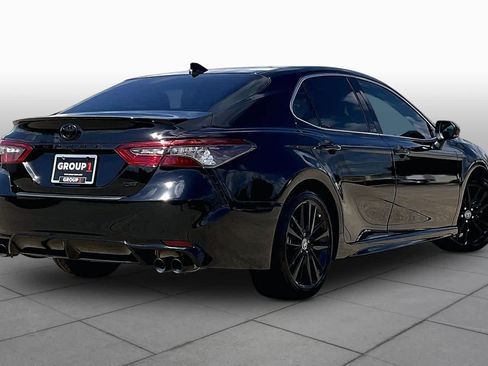 Used 2021 Toyota Camry XSE FWD image 13