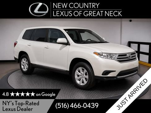 Used 2013 Toyota Highlander SE AWD/4WD image 1