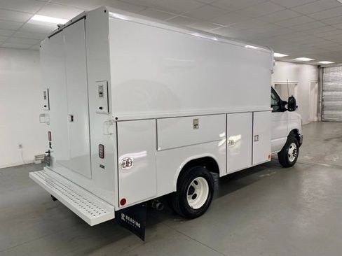 New 2025 Ford E-350 and Econoline 350 Super Duty w/ Power Equipment Group image 6