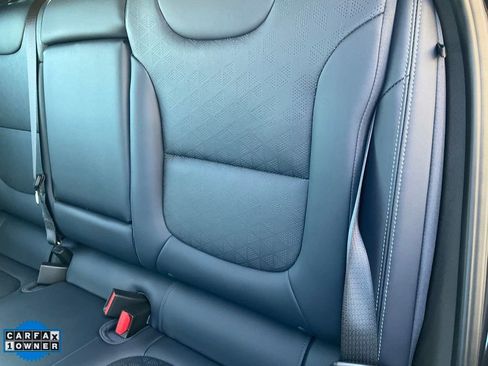 Used 2022 Chevrolet Bolt EUV LT w/ Convenience Package image 29