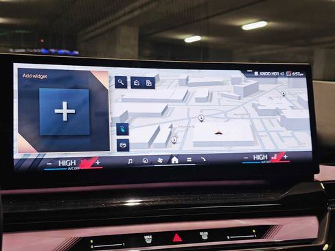 Used 2024 BMW i5 eDrive40i w/ M Sport Package image 14