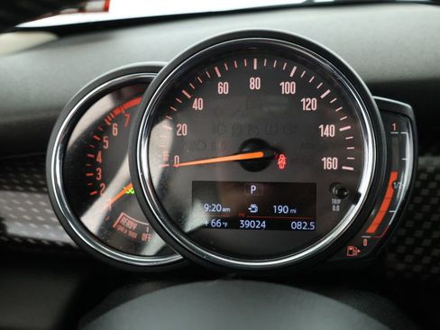 Used 2018 MINI Cooper S image 12