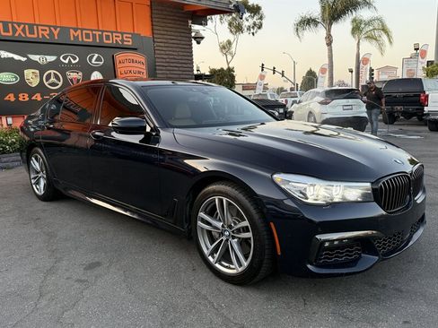 Used 2017 BMW 740i RWD image 17