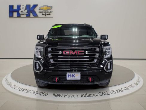 Used 2020 GMC Sierra 1500 AT4 w/ AT4 Premium Package AWD/4WD image 2