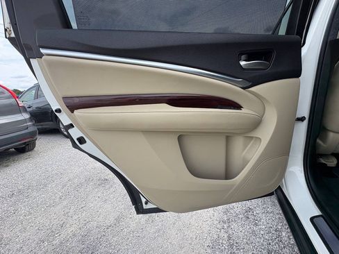 Used 2016 Acura MDX SH-AWD image 18