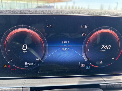 Used 2023 Mercedes-Benz GLE 350 4MATIC image 16