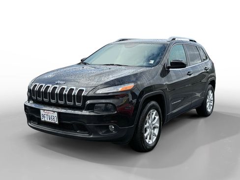 Used 2014 Jeep Cherokee Latitude w/ Comfort/Convenience Group image 1