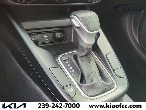 Certified 2023 Kia Soul LX w/ Option Group 015 FWD image 32