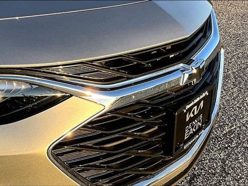 Used 2025 Chevrolet Malibu RS image 29