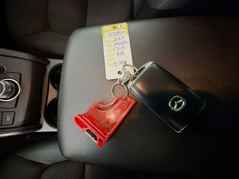 Used 2023 MAZDA CX-5 AWD 2.5 S image 31