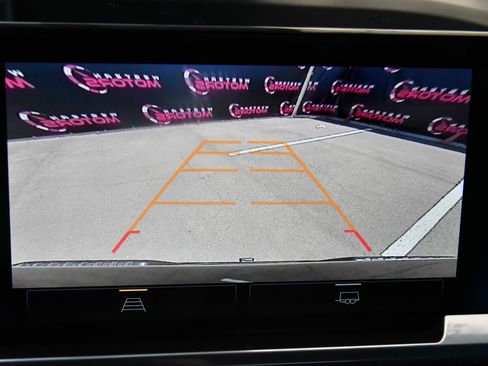 Used 2024 Chevrolet Silverado 1500 RST AWD/4WD image 18