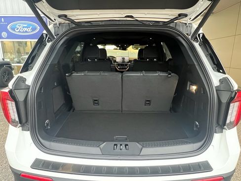 New 2026 Ford Explorer ST w/ Sun And Sound Package image 37