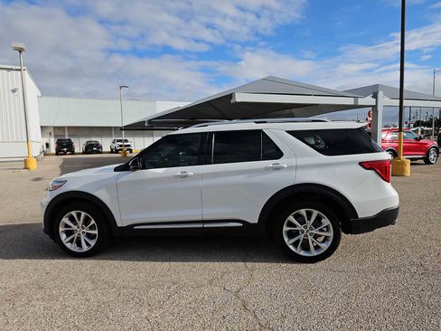 Used 2022 Ford Explorer Platinum w/ Equipment Group 601A AWD/4WD image 5