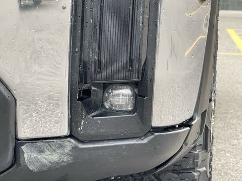 Used 2024 GMC Sierra 2500 SLE AWD/4WD image 16