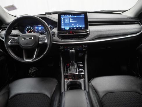 Certified 2022 Jeep Compass Latitude w/ Convenience Group AWD/4WD image 24