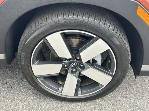 Used 2025 Hyundai Santa Fe Limited image 16