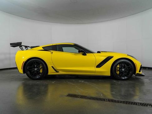 Used 2019 Chevrolet Corvette ZR1 image 9