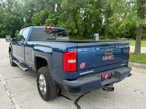 Used 2017 GMC Sierra 3500 Denali AWD/4WD image 7