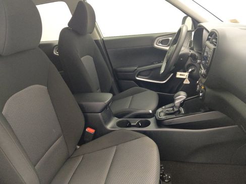 Used 2022 Kia Soul LX FWD image 21
