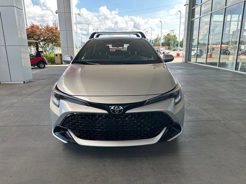 Certified 2023 Toyota Corolla SE w/ SE Premium Package FWD image 3