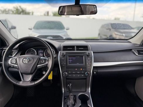 Used 2017 Toyota Camry SE FWD image 26