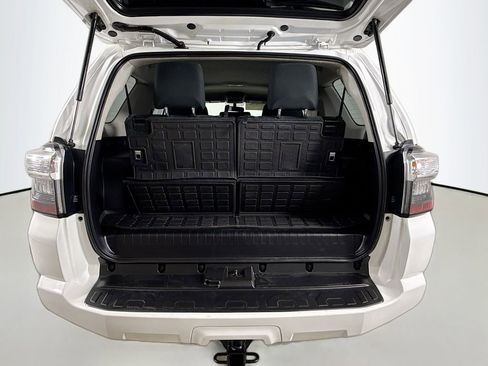 Certified 2017 Toyota 4Runner SR5 image 27