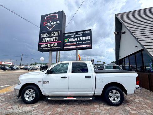Used 2019 RAM 1500 Tradesman w/ Chrome Appearance Group RWD image 29
